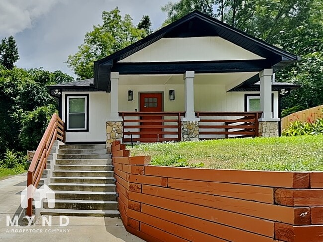 Foto del edificio - 963 Sims Ave NW