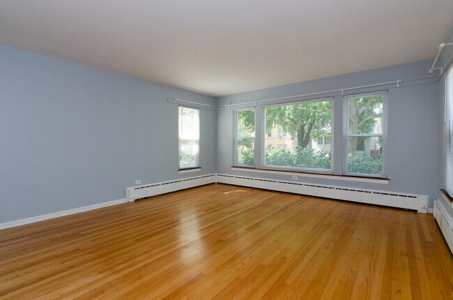 Foto del edificio - 1014 S Oak Park Ave