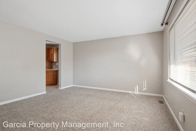 Building Photo - 2 br, 2 bath House - 7405 Leona St.
