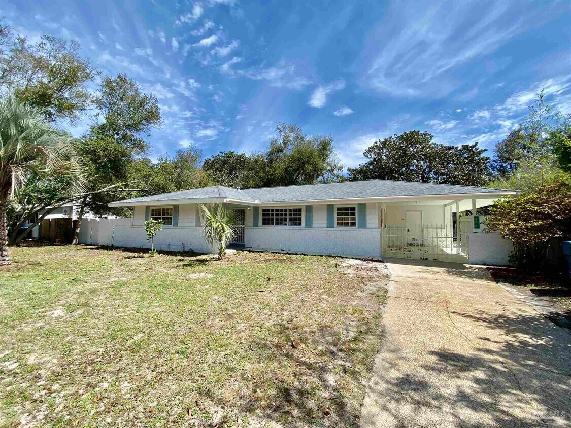 Primary Photo - 302 Navarre St