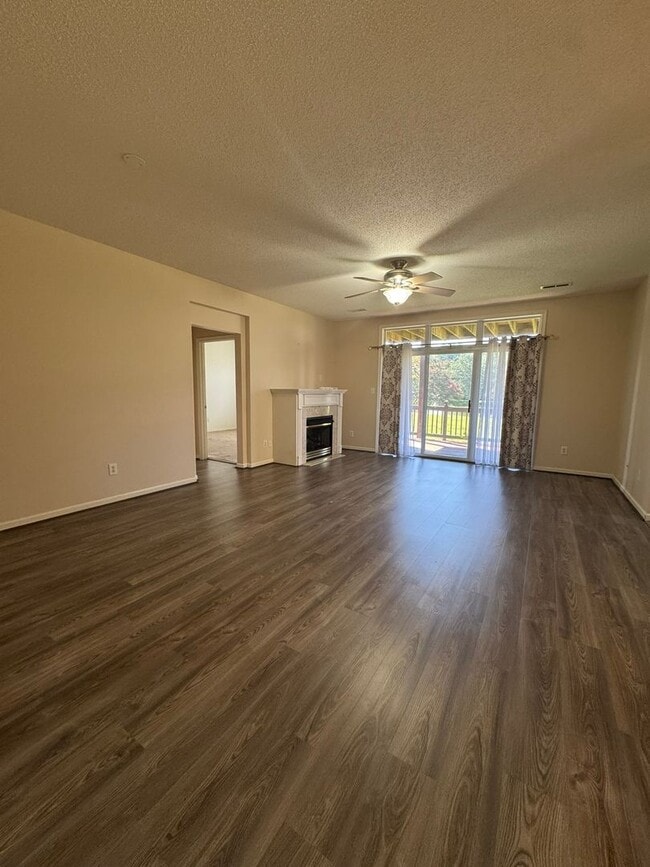 Photo - 125 Shoal Creek Townhome