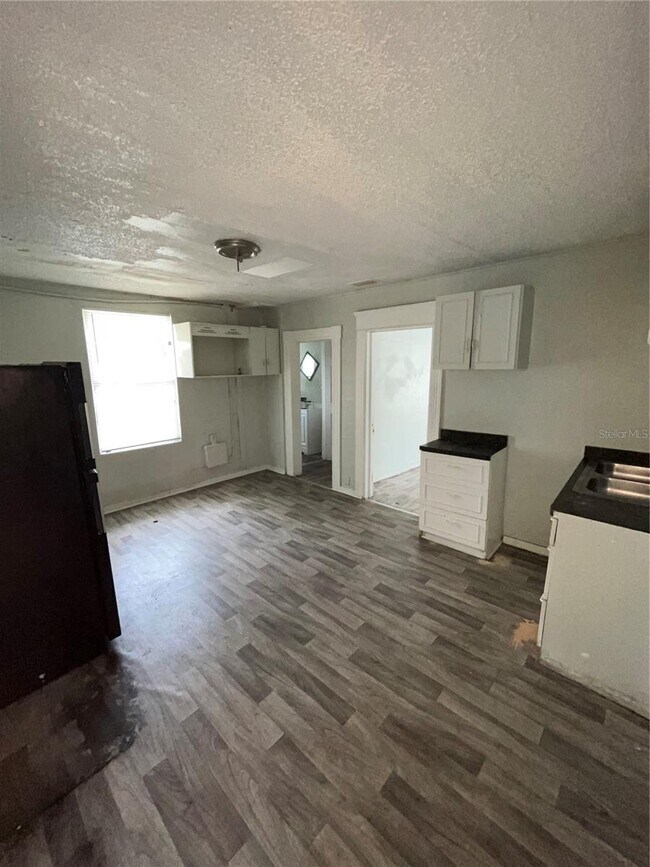 Foto del edificio - 1015 E Columbus Dr