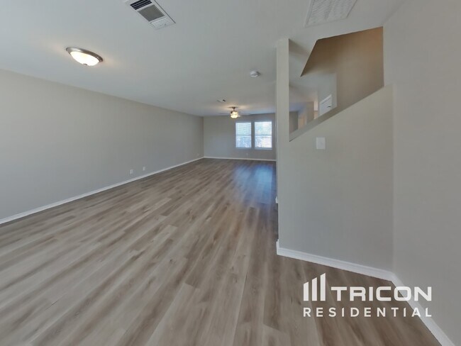 Foto del edificio - 219 Birchwood Bay