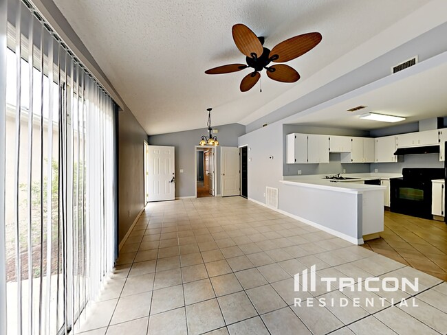 Foto del edificio - 4317 Longshore Dr