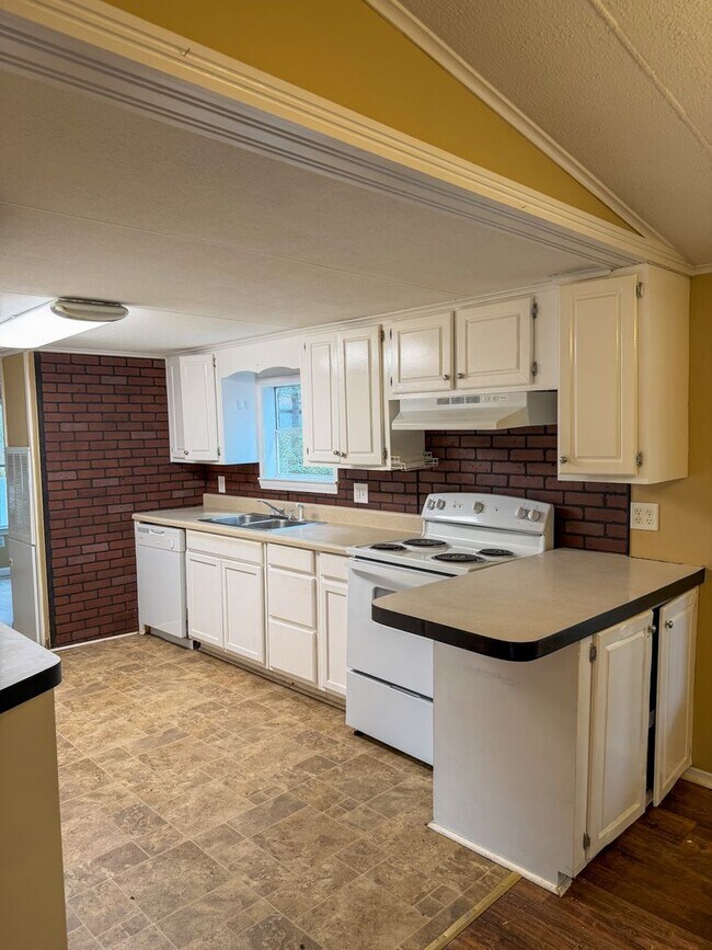 Foto del edificio - 4299 Rebecca Rd