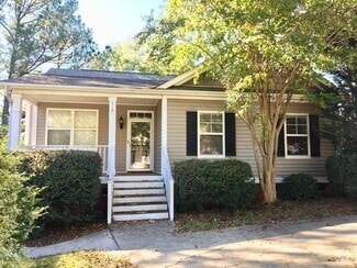 Building Photo - 418 Laurel Hill Ln