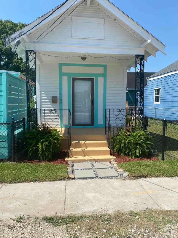 Marigny Apartments for Rent with Hardwood Floors New Orleans, LA 4