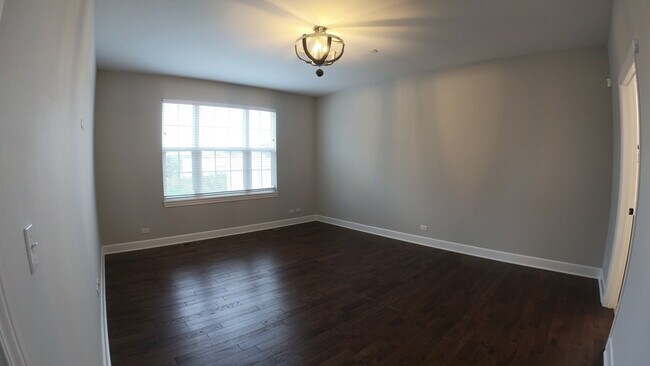 Building Photo - 10721 Clock Tower Dr