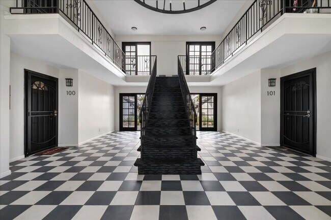 Foto del interior - MONTICELLO APARTMENT HOMES- FULLY UPGRADED...