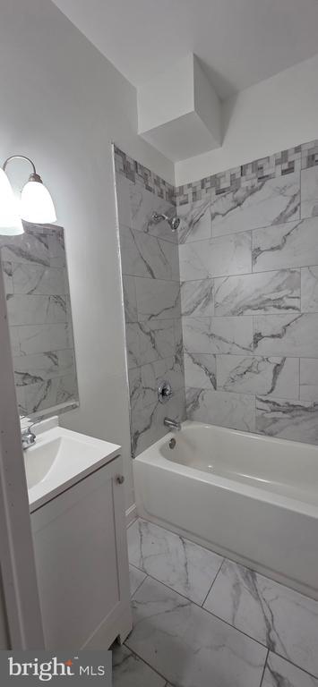 Foto del edificio - 1706 Moreland Ave