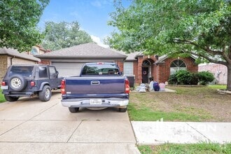 Building Photo - 5717 Rockport Ln