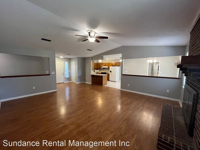 Building Photo - 3 br, 2.5 bath House - 202 Bailey Drive