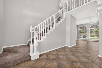 Building Photo - 2106 Avenida La Quinta St