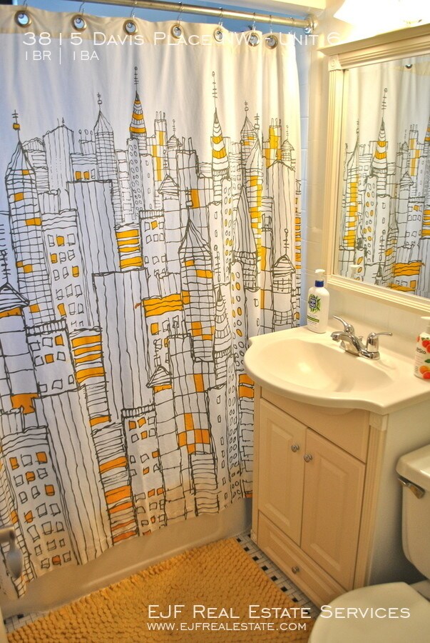 Foto del edificio - 3815 Davis Pl NW