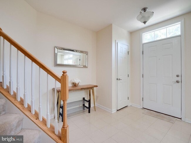 Building Photo - 2279 Merseyside Dr