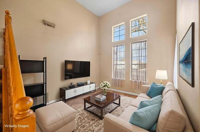 Building Photo - 516 Carrigane Way