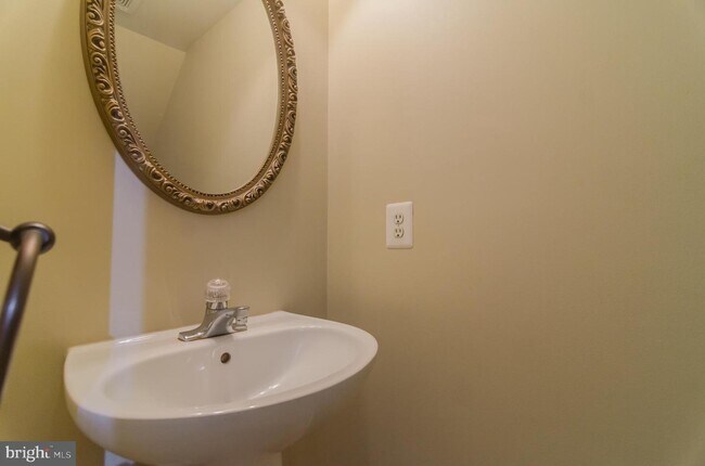 Building Photo - 5920 Terrapin Pl