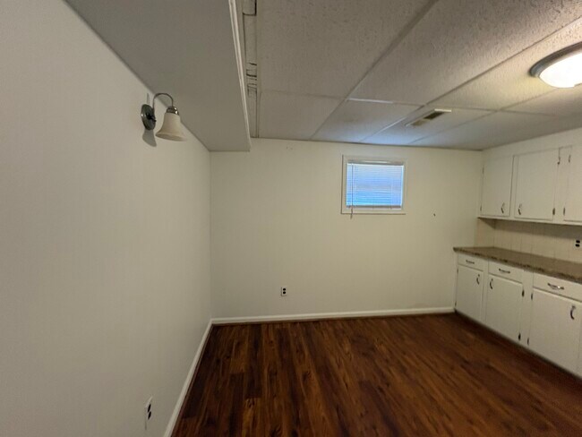 Foto del edificio - 9784 Village Hwy