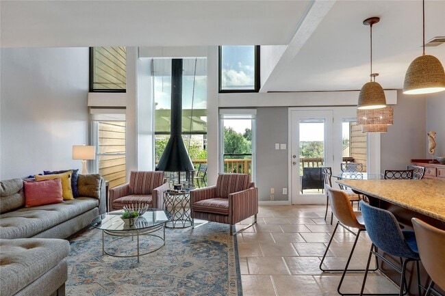 Photo - 205 Venture Boulevard S Townhome