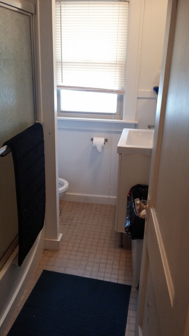 Foto del edificio - 1319 S State St