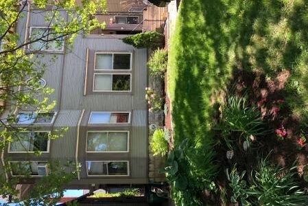 Primary Photo - 425 Richmond Ave