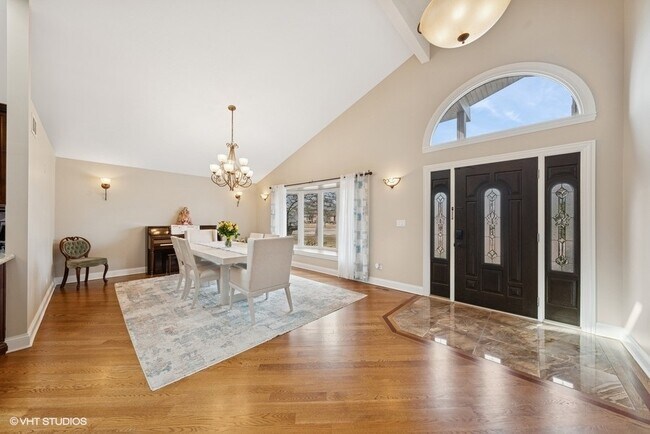 Foto del edificio - 12415 W Martingale Ln