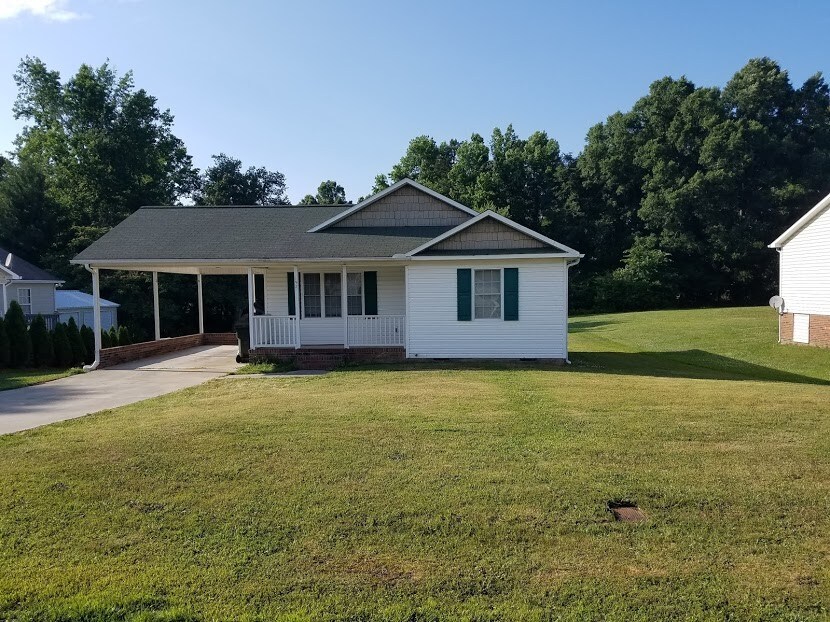 192 Rebecca Dr Thomasville Nc 27360 House For Rent In Thomasville Nc Apartments Com
