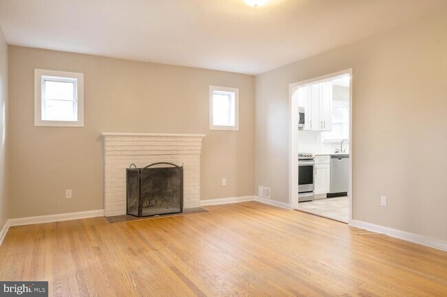 Foto del edificio - 3903 Fairview Dr