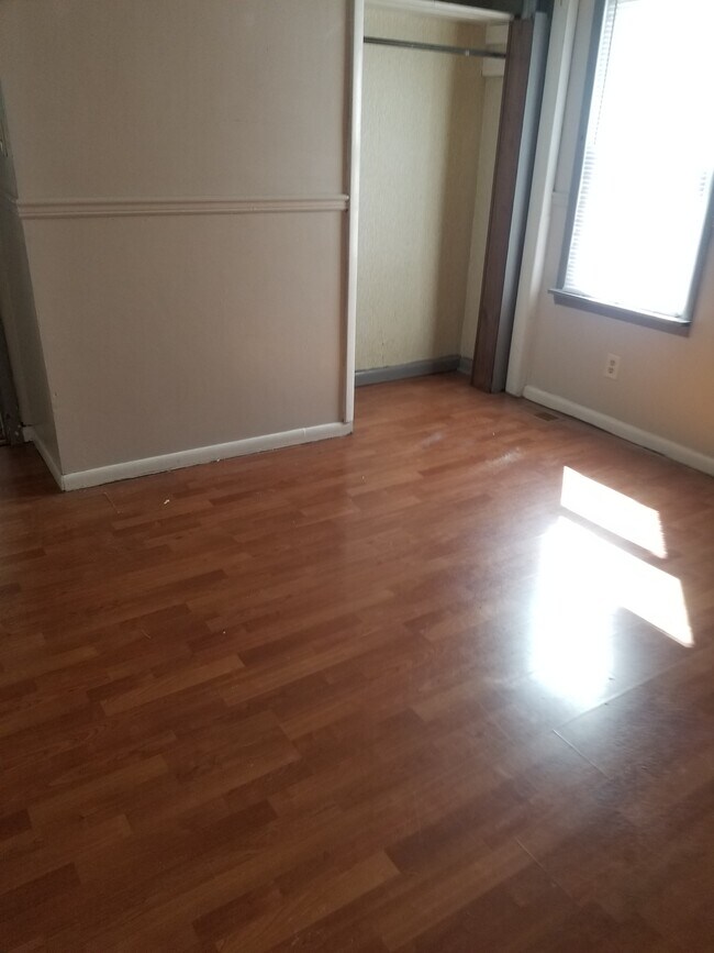 Foto del edificio - 5437 NW Topeka Blvd