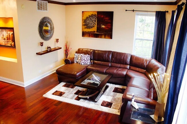 Foto del edificio - 576 Declaration Ln