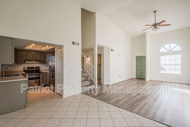 Photo - 1500 N Sunview Pkwy House