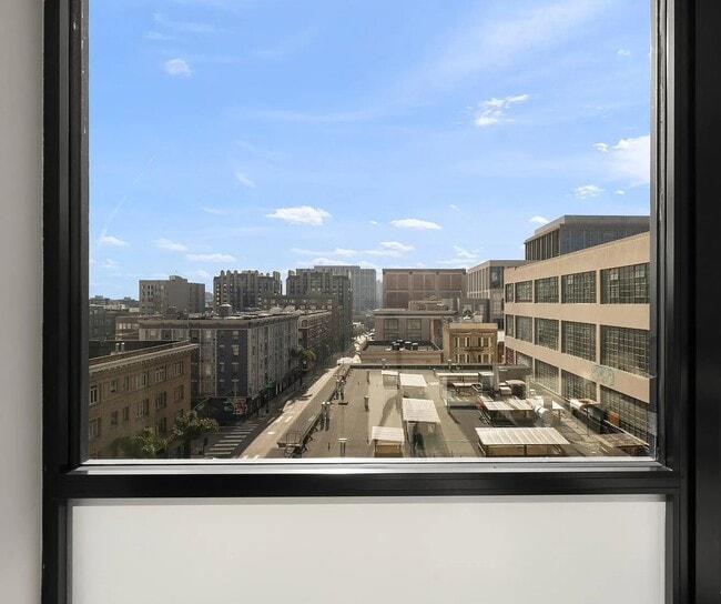 Building Photo - 1201 Sutter St