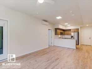 Interior Photo - The Woods on Marquam Hill