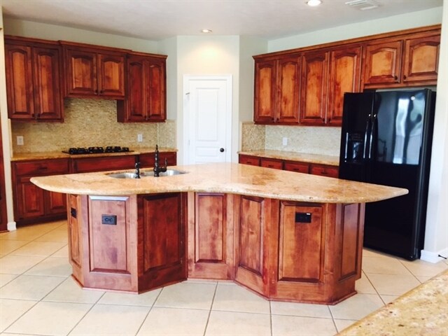 Foto del edificio - 325 Lancaster Ln