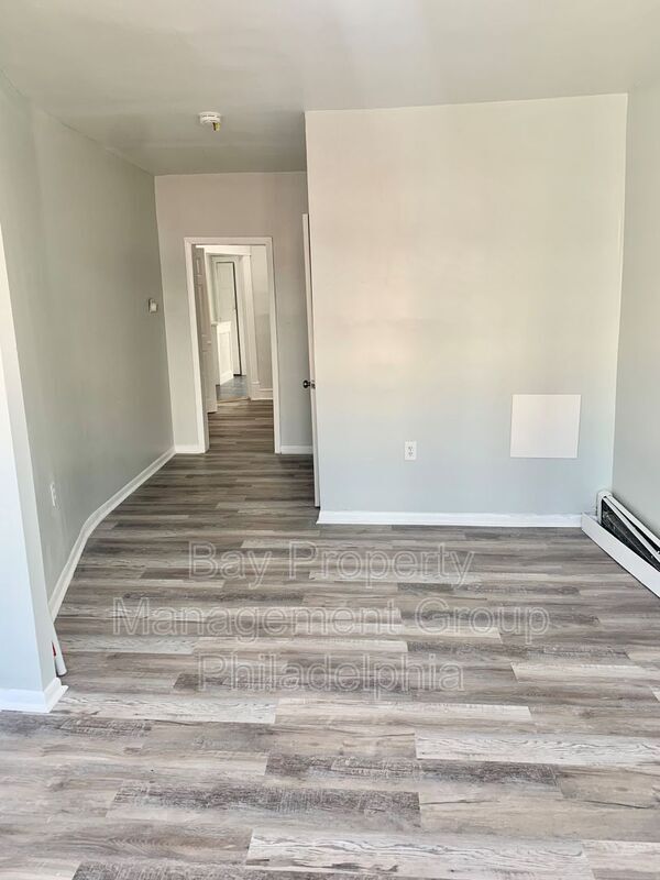 Foto del edificio - 1702 Wagner Ave