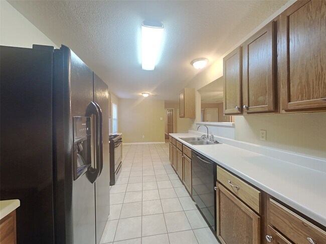 Foto del edificio - 4906 Black Rock St