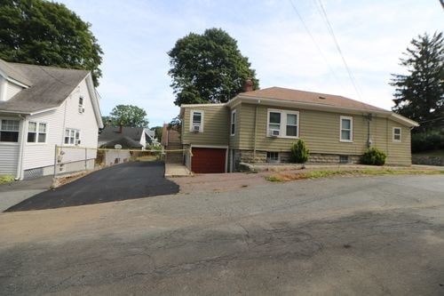 Primary Photo - 645 Fulton St