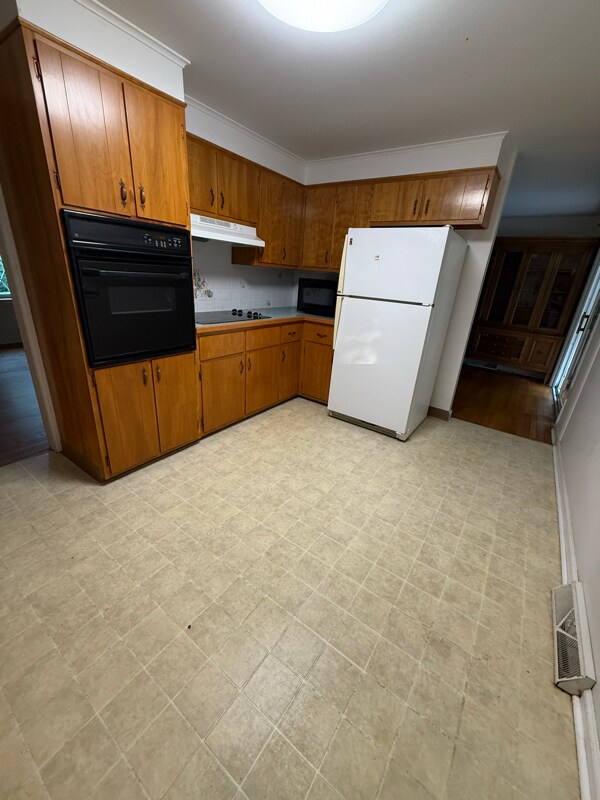 Foto principal - 512 Oakridge Dr