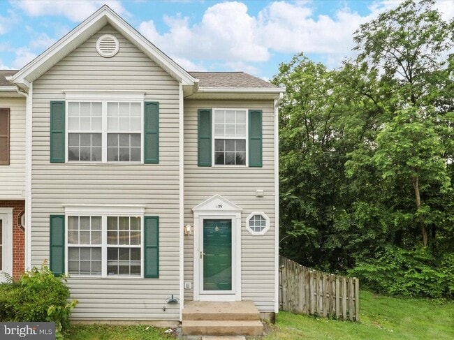 Building Photo - 109 Donelson Loop