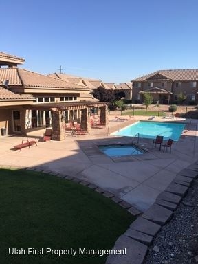 Foto del edificio - 3 br, 2.5 bath House - 3419 S River Road # 28