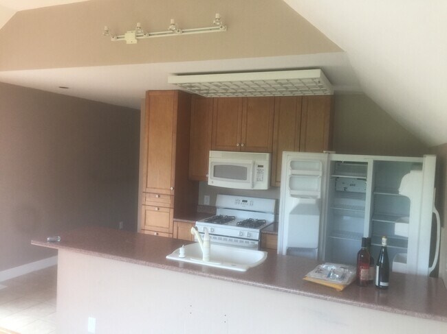 Foto del edificio - 2722 Taylorsville Rd