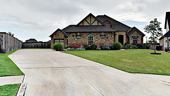 Foto del edificio - 4 Bedroom home in Rose Creek - DEER CREEK ...