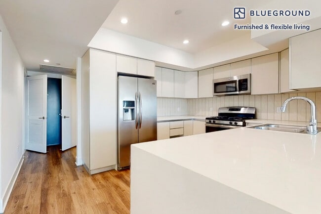 Foto del edificio - 1821 S Bentley Ave