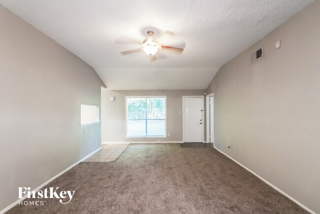 Foto del edificio - 12707 Glen Hollow Dr