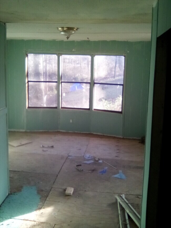 Building Photo - 1020 Cain Acres Rd