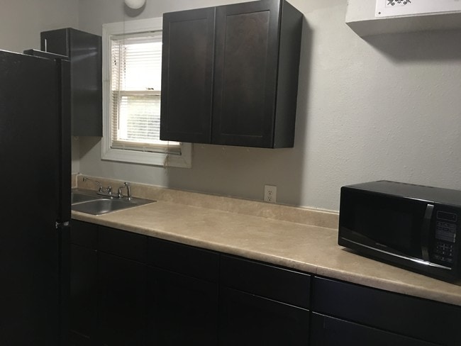 ssss - 3113 Benelva Dr