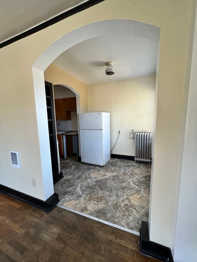 626 Monroe St Unit 202, Hoquiam, WA 98550 Apartments in Hoquiam, WA