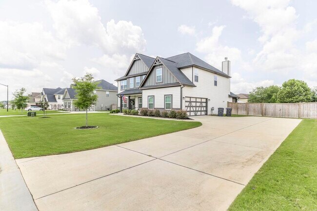 Foto del edificio - 105 Pearl Moss Ln