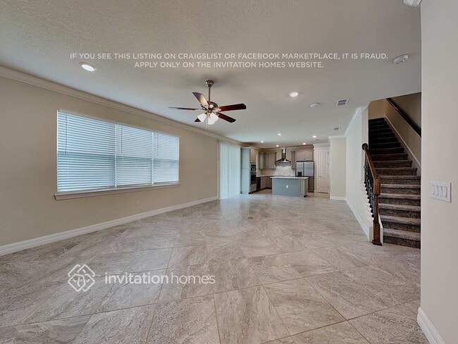 Foto del edificio - 5167 Royal Point Ave