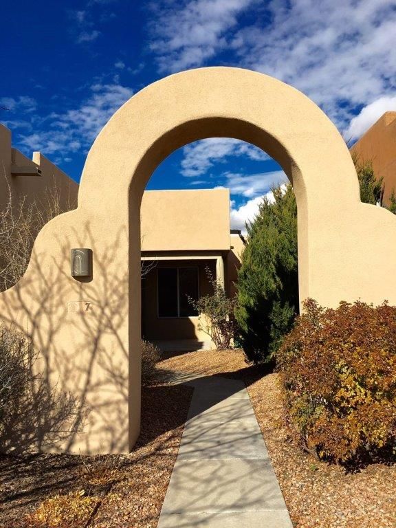 7 Coyote Pass, Santa Fe, NM 87508 House Rental in Santa Fe, NM
